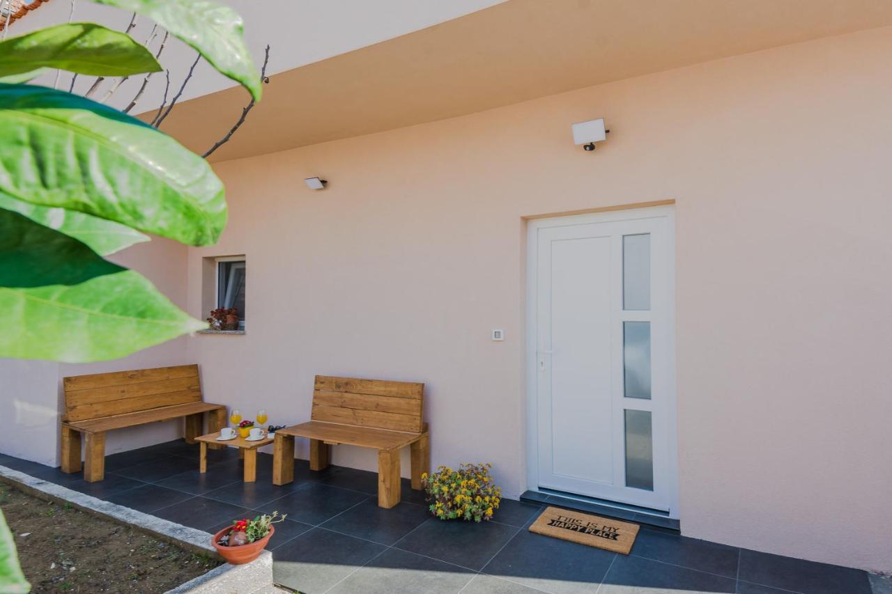 Lovely M&k In Peaceful Area - Apartmán Zadar