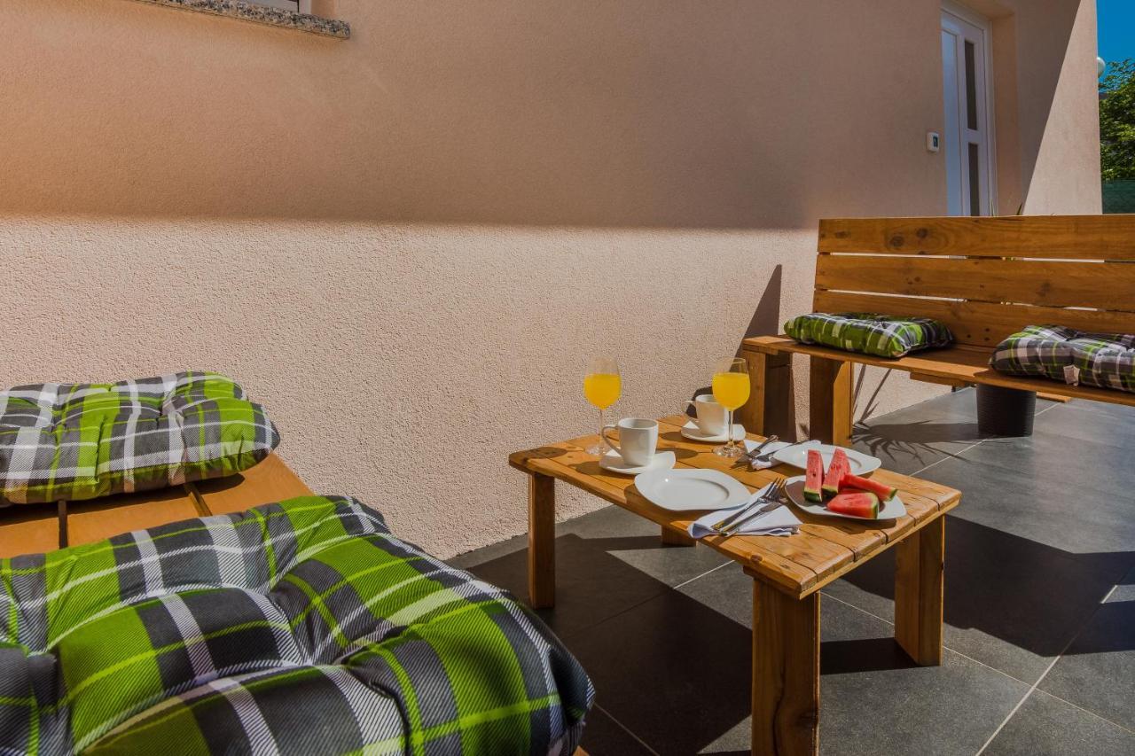 Lovely M&k In Peaceful Area - Apartmán Zadar